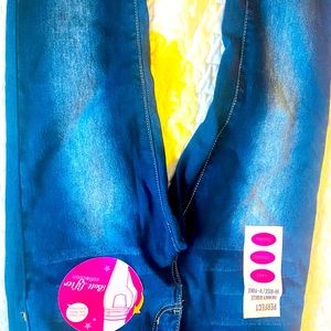 New navy blue jeans, size 5, butt lift,